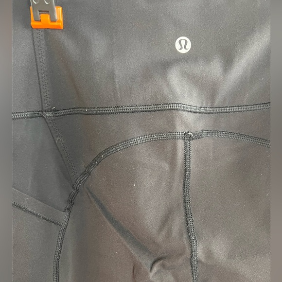 LULULEMON- all the right places tights - Picture 5 of 6